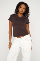 On The Hunt V Neck Top Chocolate