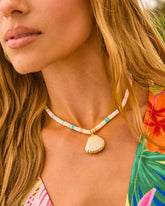 Elvina Beaded Seashell Pendant Necklace