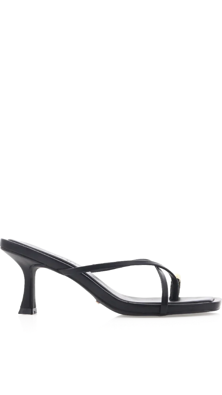 Urika Heel Black