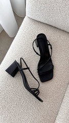 Yelda Heel Black