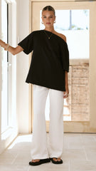 Pia One Shoulder Oversize Tee Black