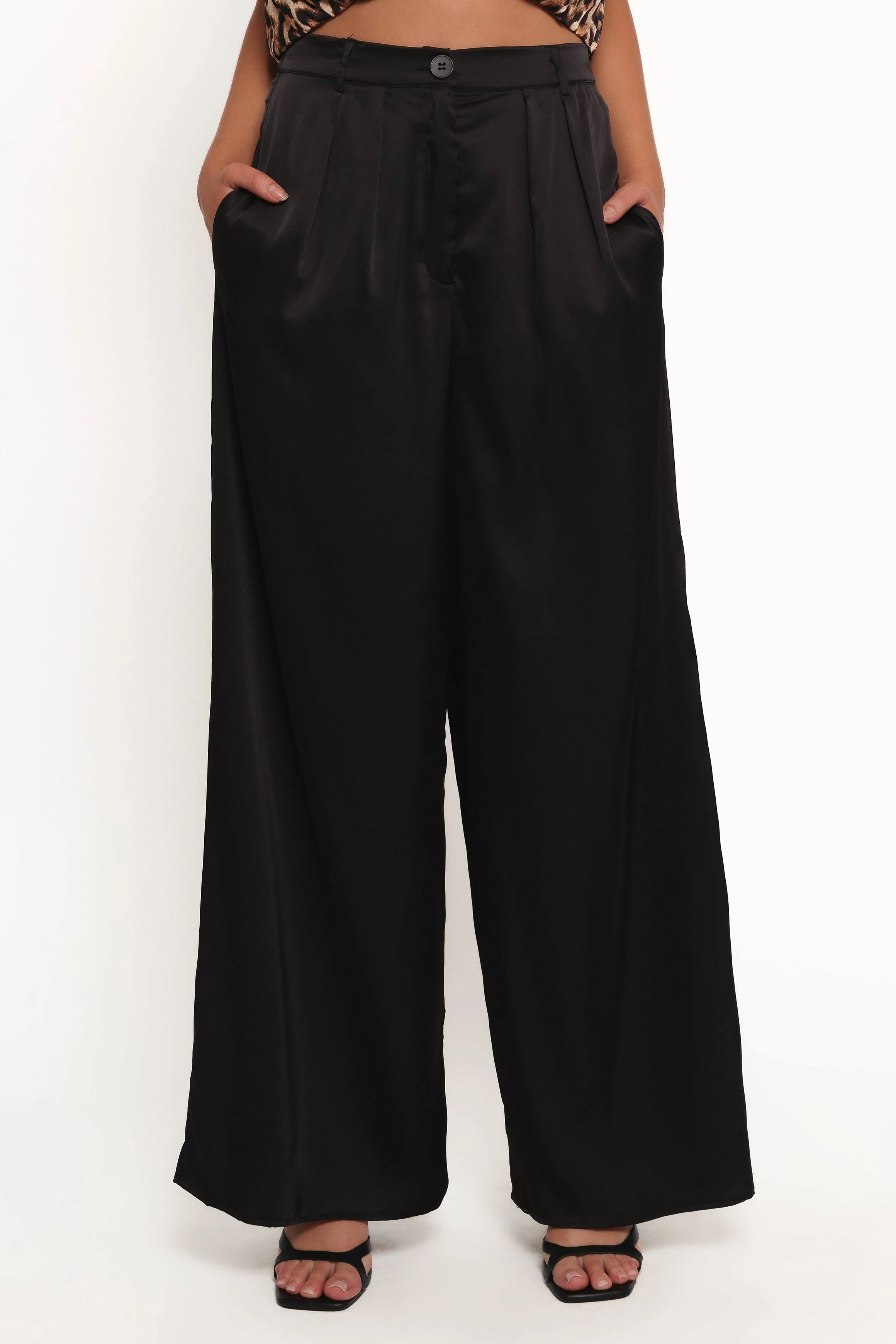 Harlow Two Piece Set Tan Black