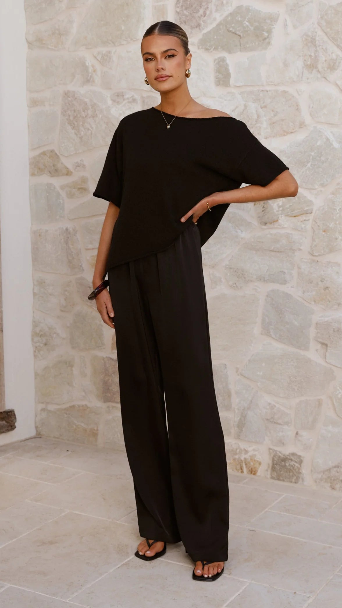 Blair Off Shoulder Tee Black
