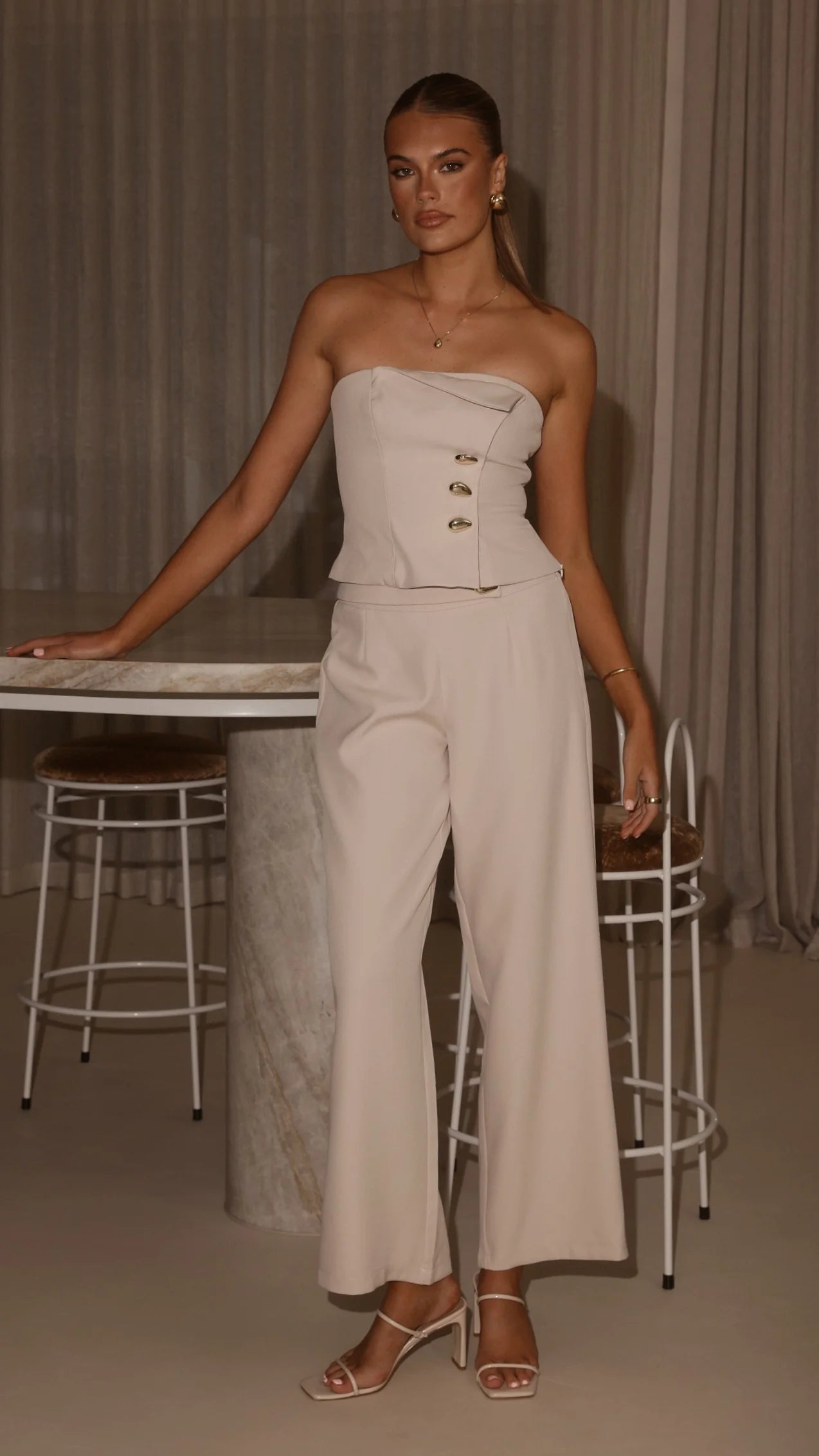 Payton Strapless Top Beige