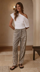 Cleora Barrel Jeans Leopard Print