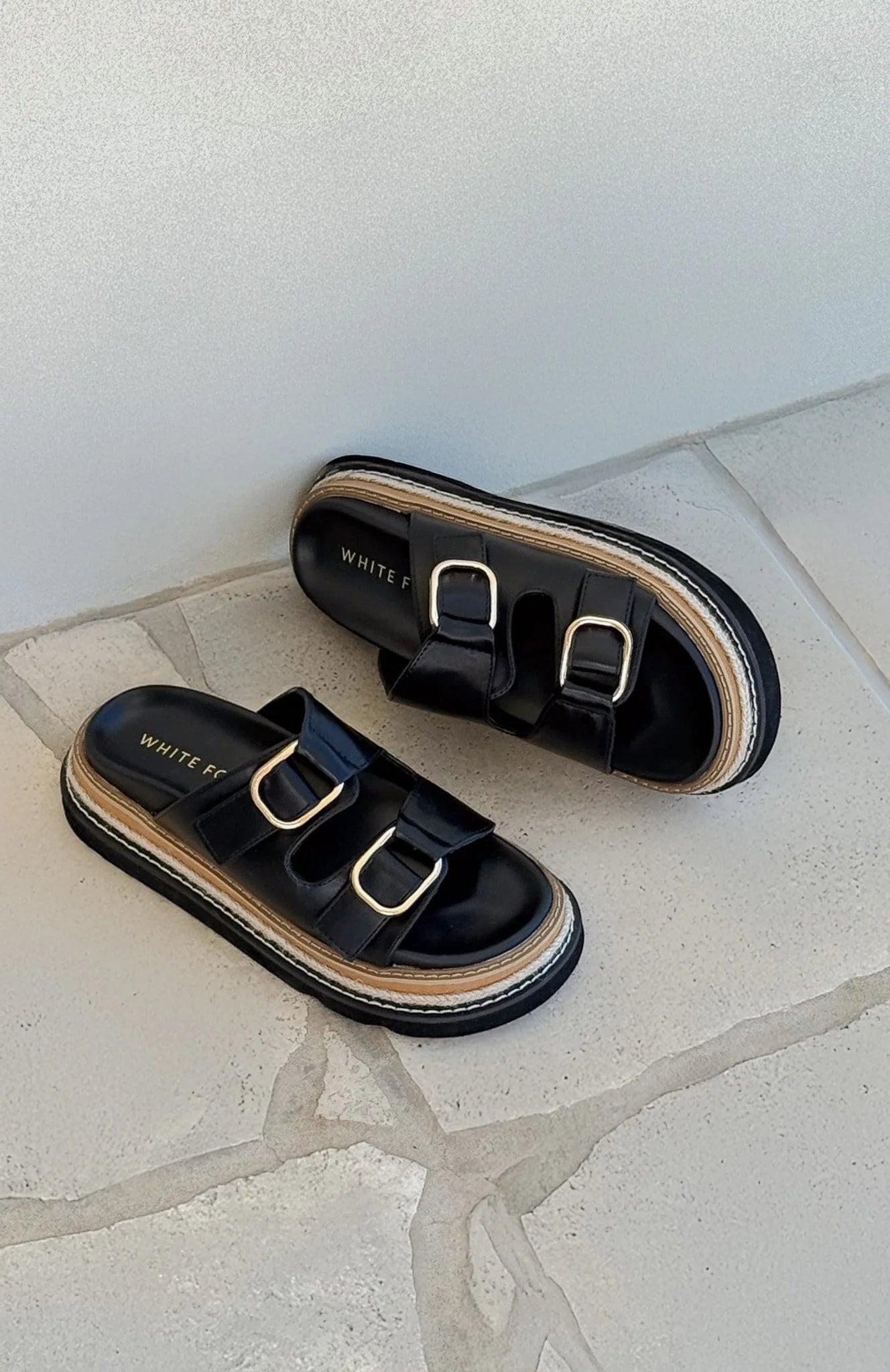 Rowan Flats Black