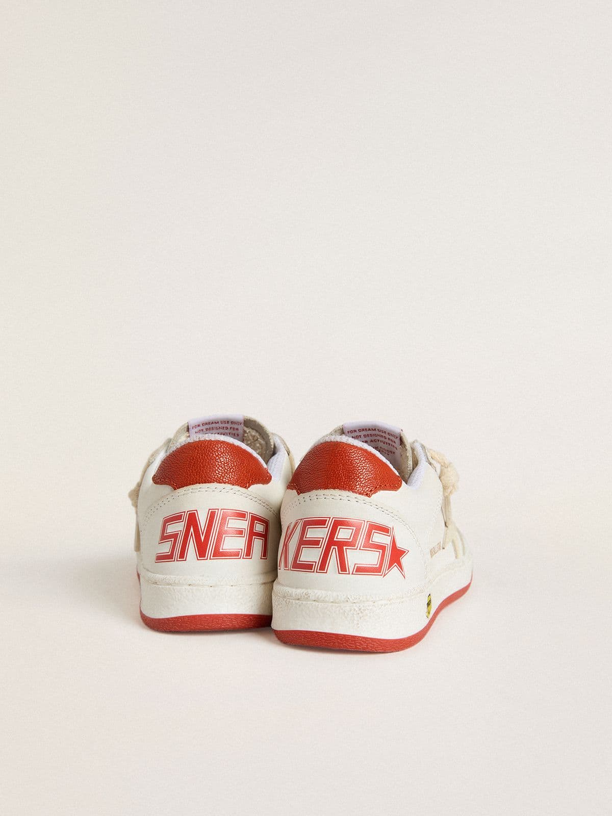 Junior Ball Star in leather with cream-colored star and red leather heel tab
