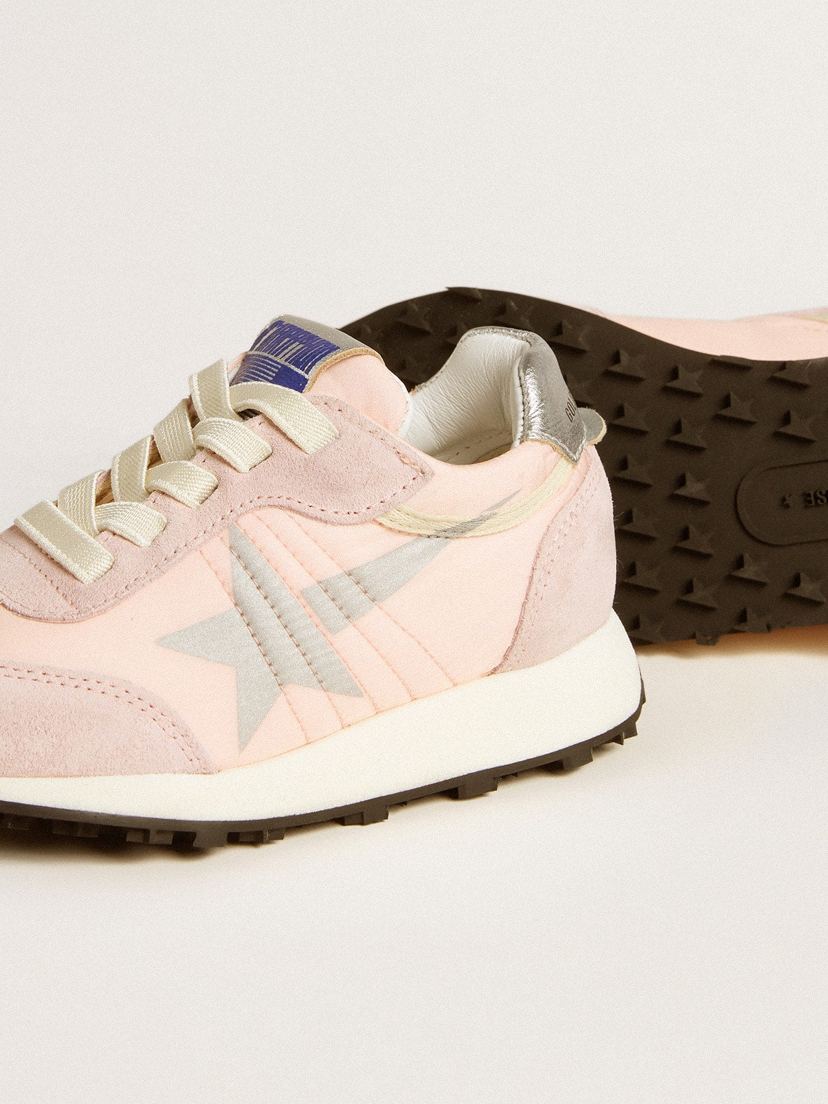 Junior Marathon in pink nylon with printed star and leather heel tab