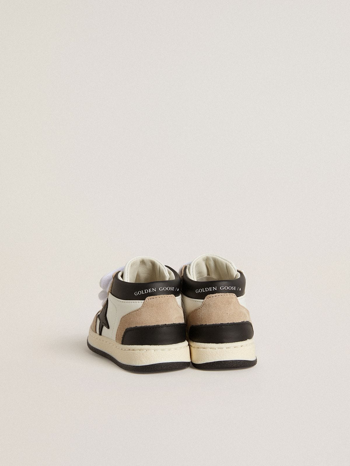 Junior June in nappa with suede inserts and black leather star