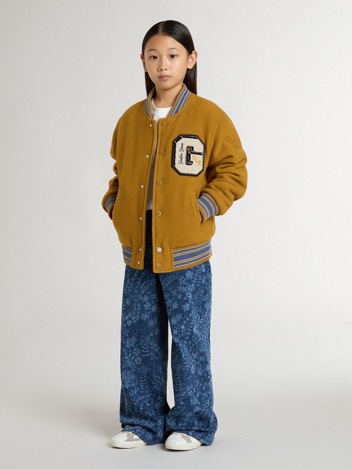 Girls' medium wash wide jeans with print