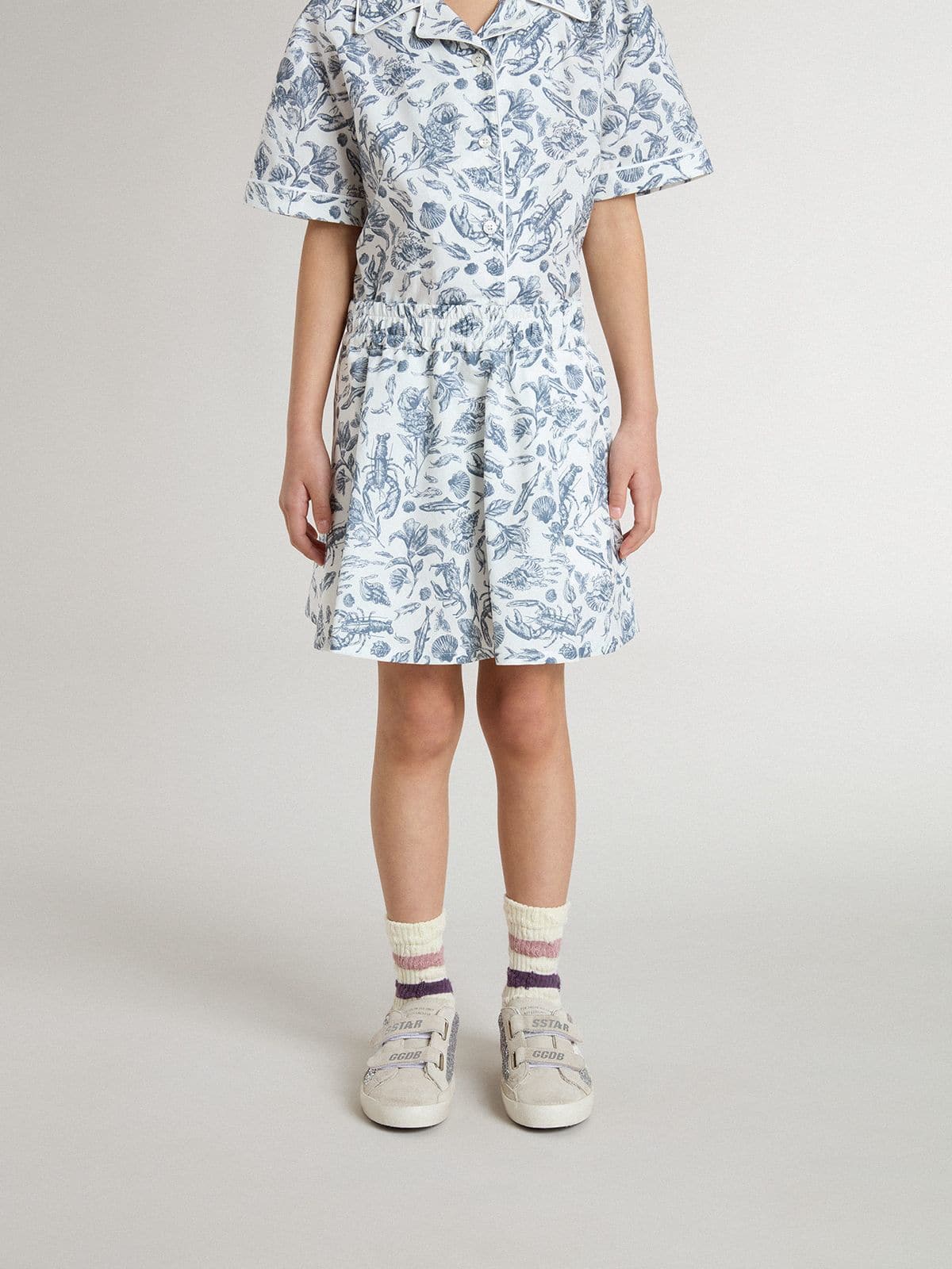 Girls’ white skirt with blue print
