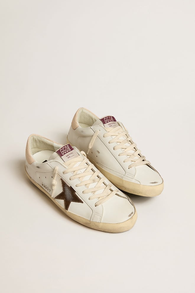 Men’s Super-Star sneakers with brown suede star and pink heel tab