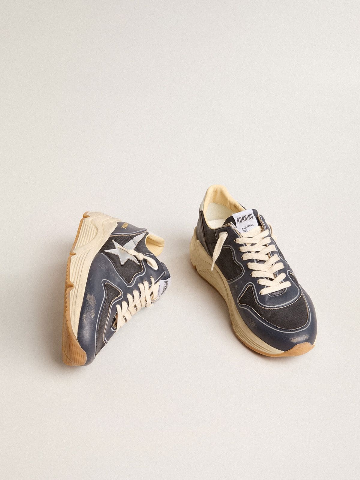 Men’s Running Sole in dark blue nappa leather and black nylon with a silver star