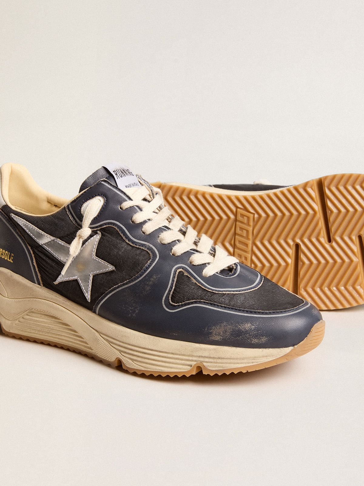 Men’s Running Sole in dark blue nappa leather and black nylon with a silver star