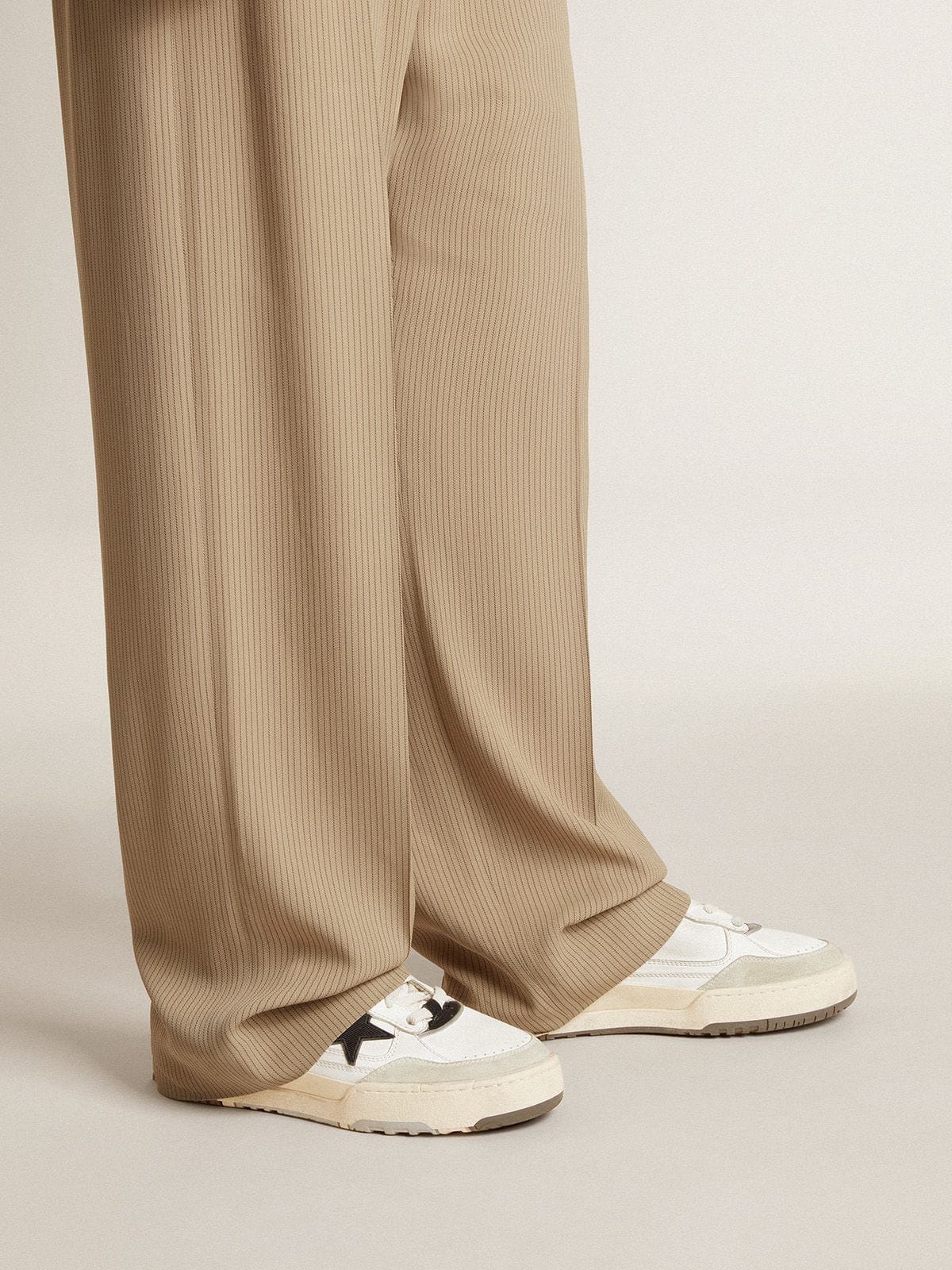 Men’s Forty2 with pink star and white leather heel tab