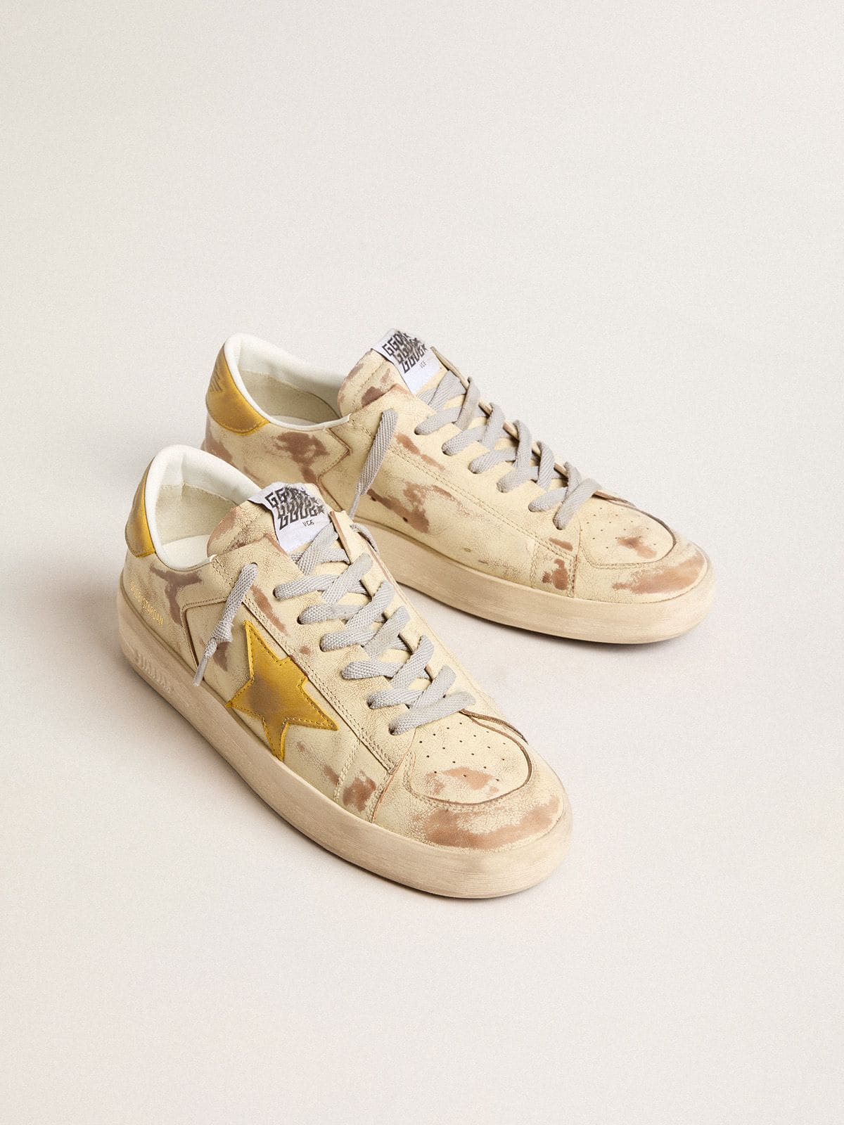 Men's Stardan in beige leather with honey-colored nubuck star and heel tab