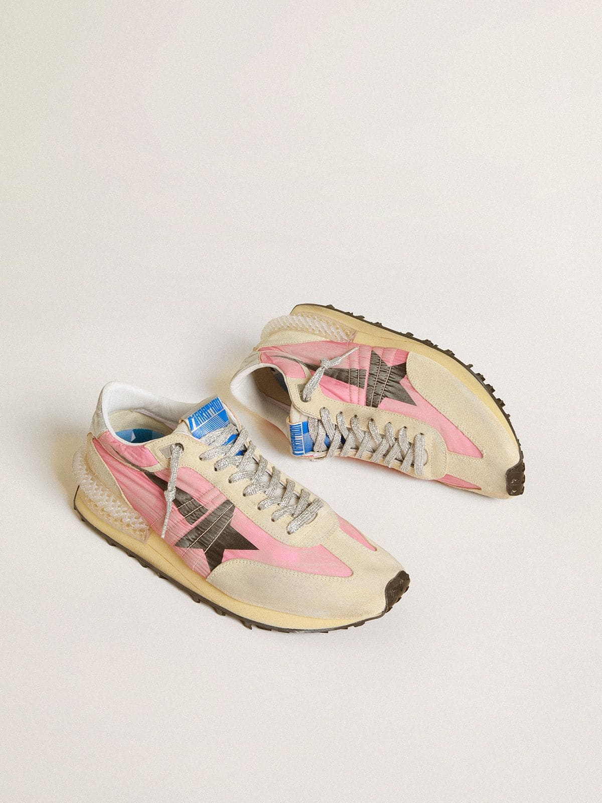 Men's Marathon in pink nylon and gold suede with black printed star