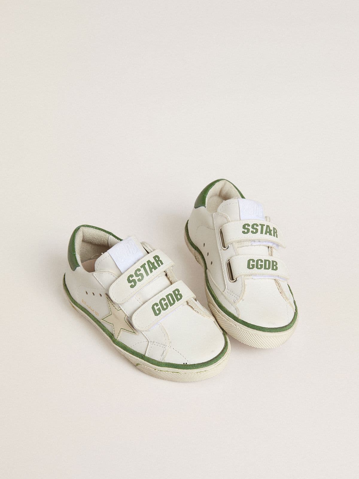 Teen Old School in white leather with green nappa heel tab and green insert