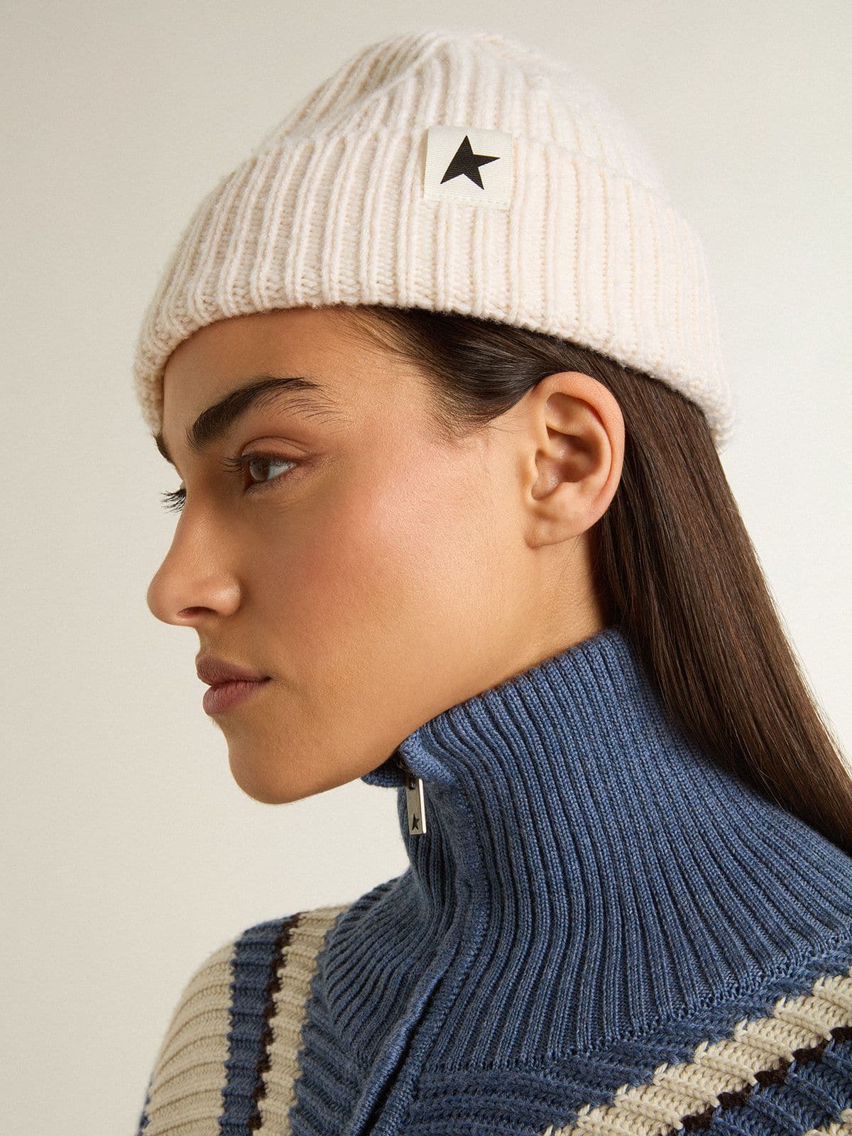 Black wool beanie with white star