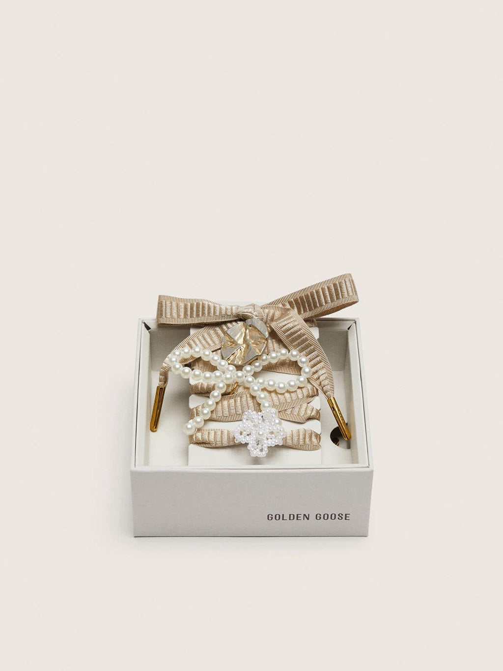 Skin "Sparkling" beige embroidered laces with appliqué beaded charms and gold charm