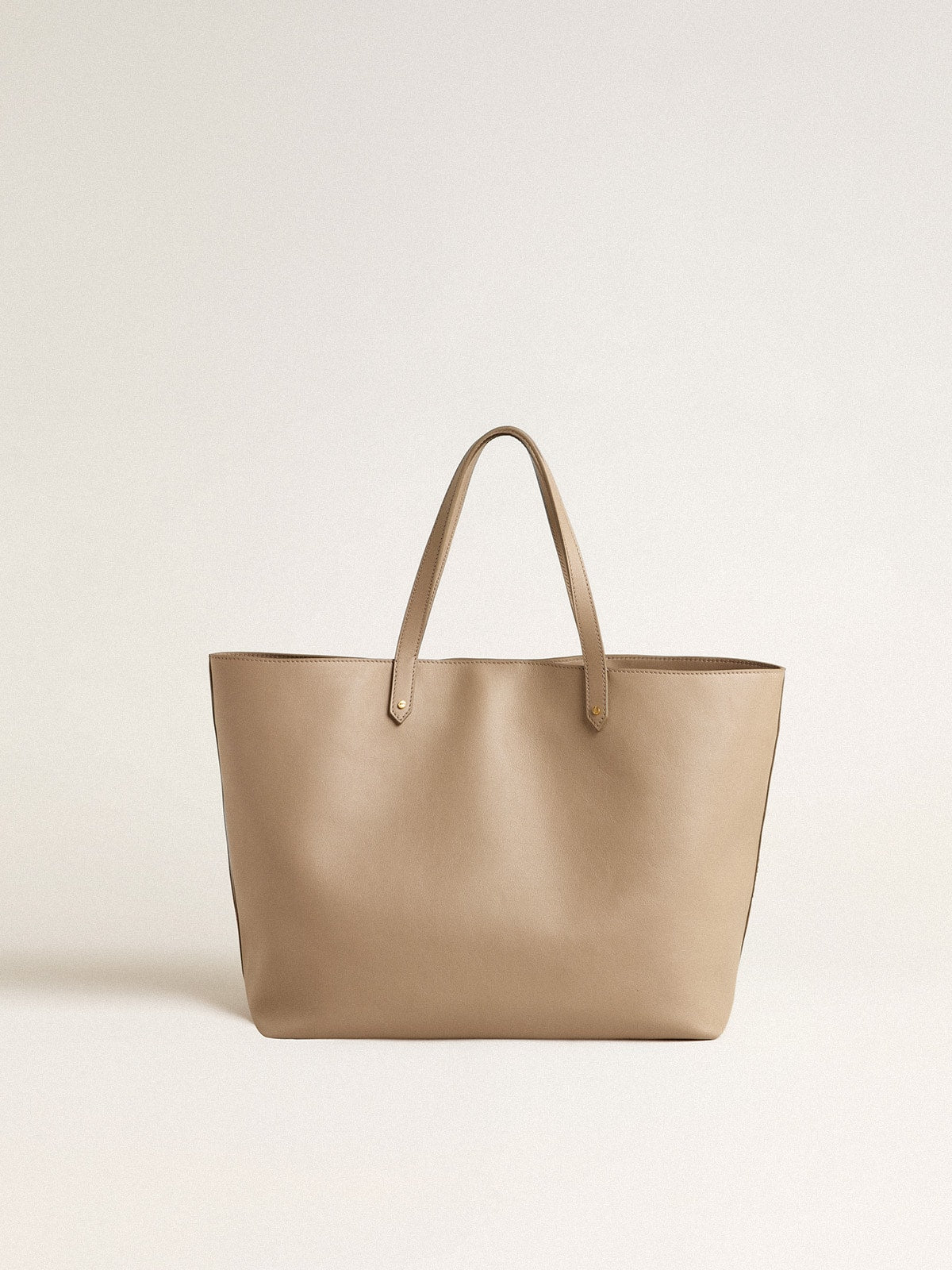 Dove-gray Pasadena Bag in smooth leather with gold logo