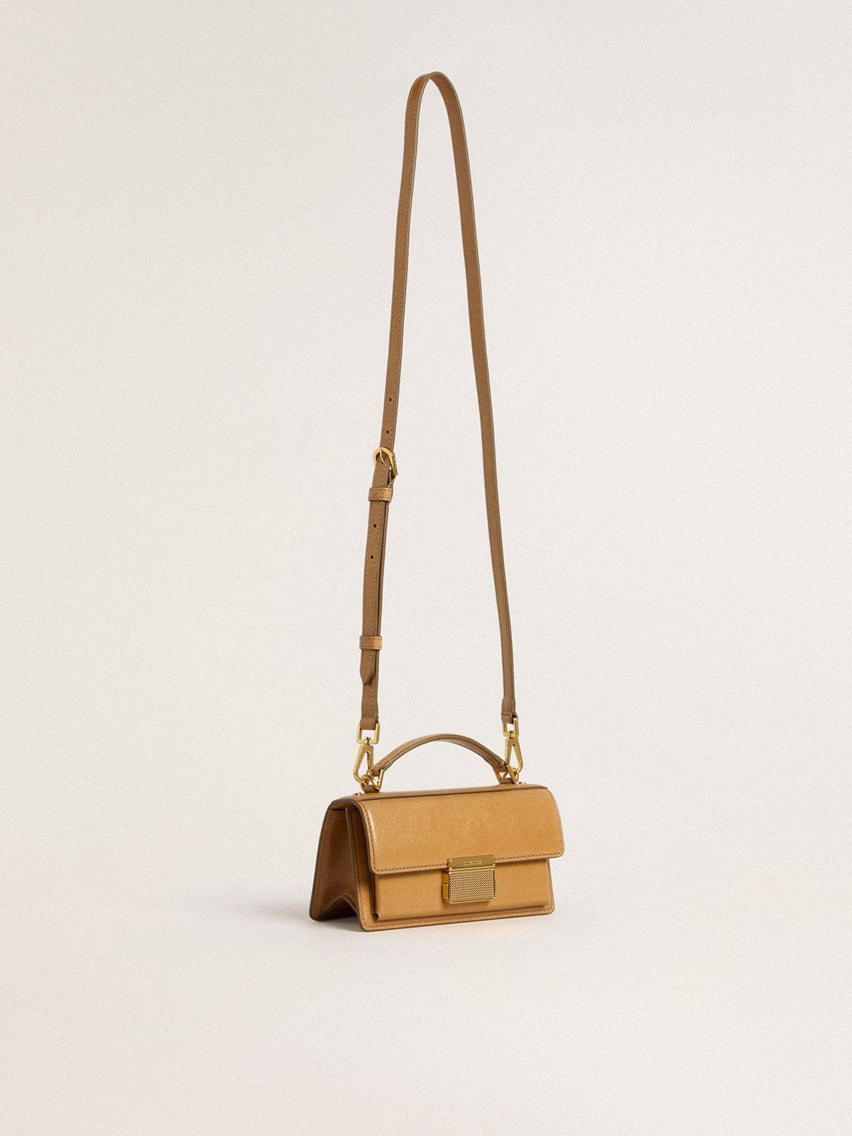 Small Venezia Bag in tobacco-colored leather with gold details