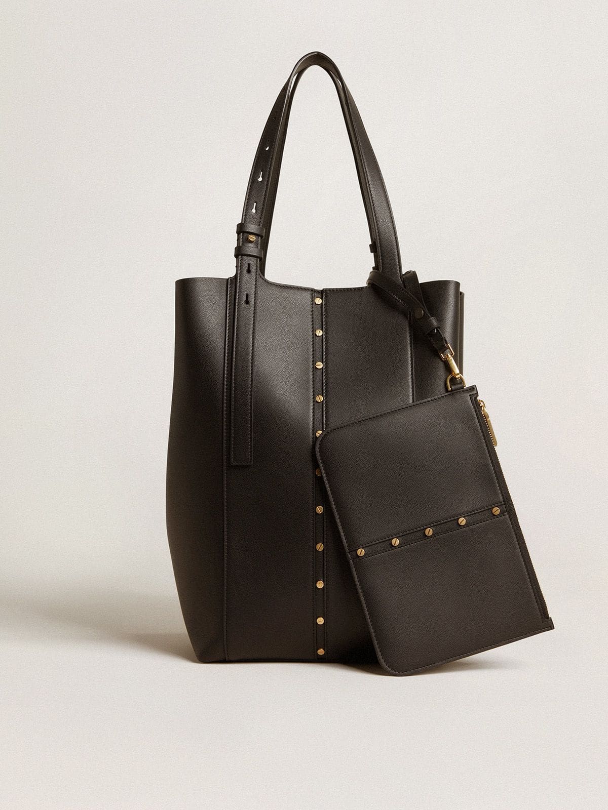 24/7 Bag North South in black leather with adjustable handles