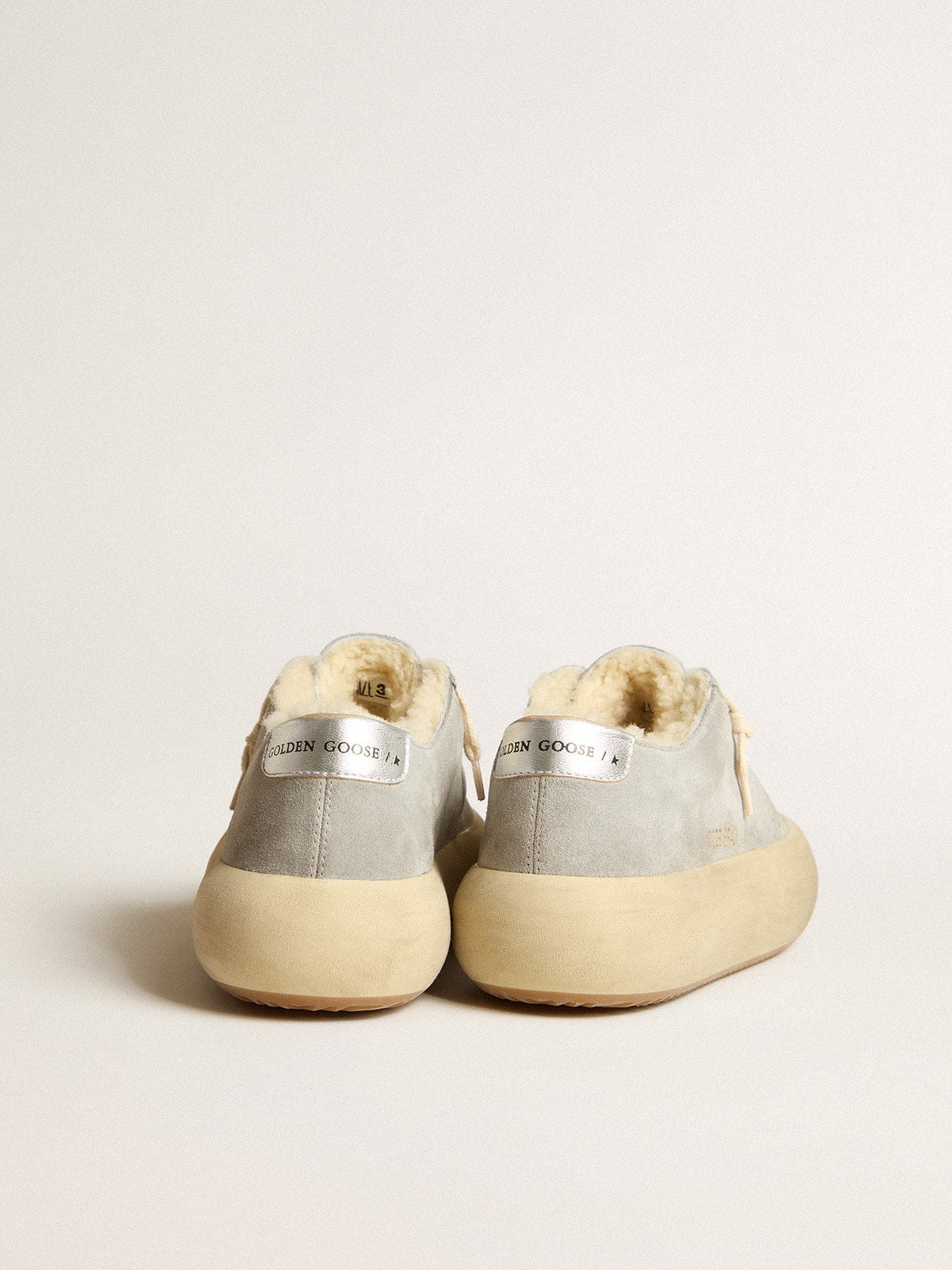 Women’s Space-Star shoes in ice-gray suede with shearling lining