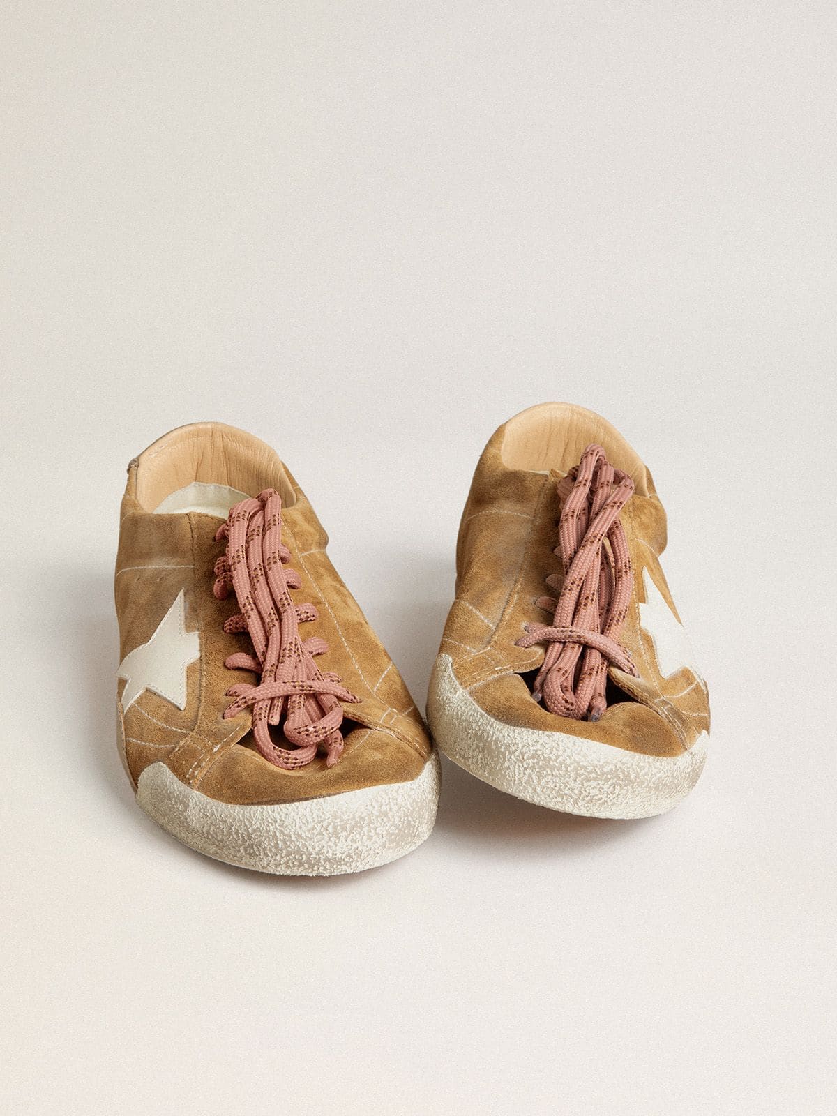 Women's True-Star in tobacco-colored suede with white star and platinum heel tab