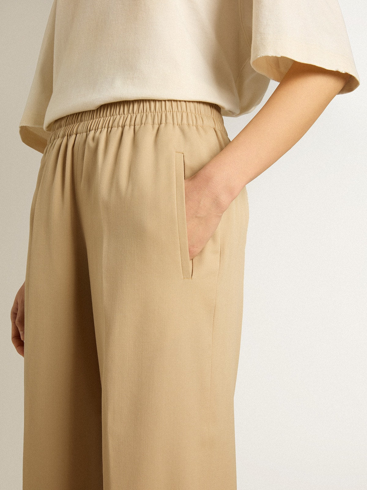 Women’s sand-colored joggers