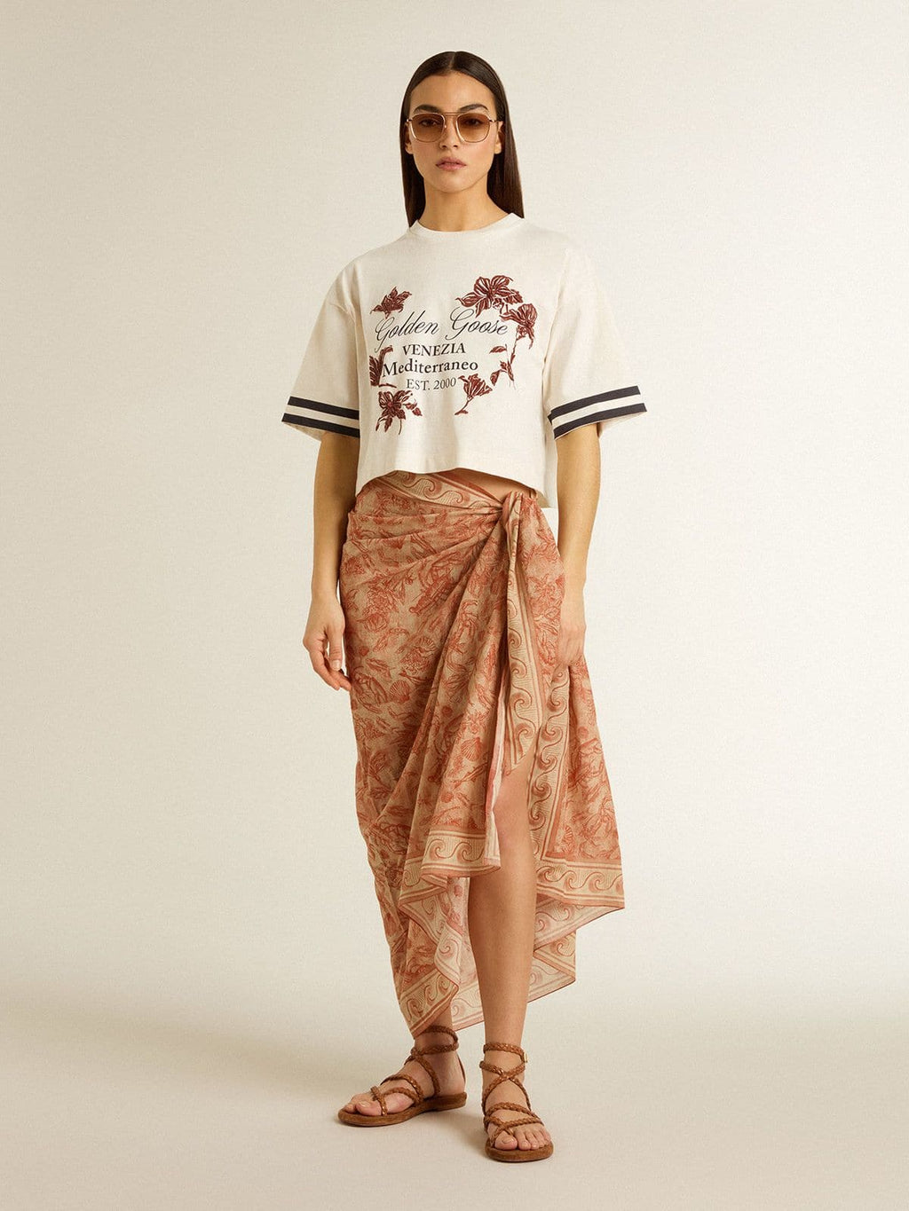 Women's oversized short T-shirt in white jersey with embroidery and "Venezia Mediterraneo" print