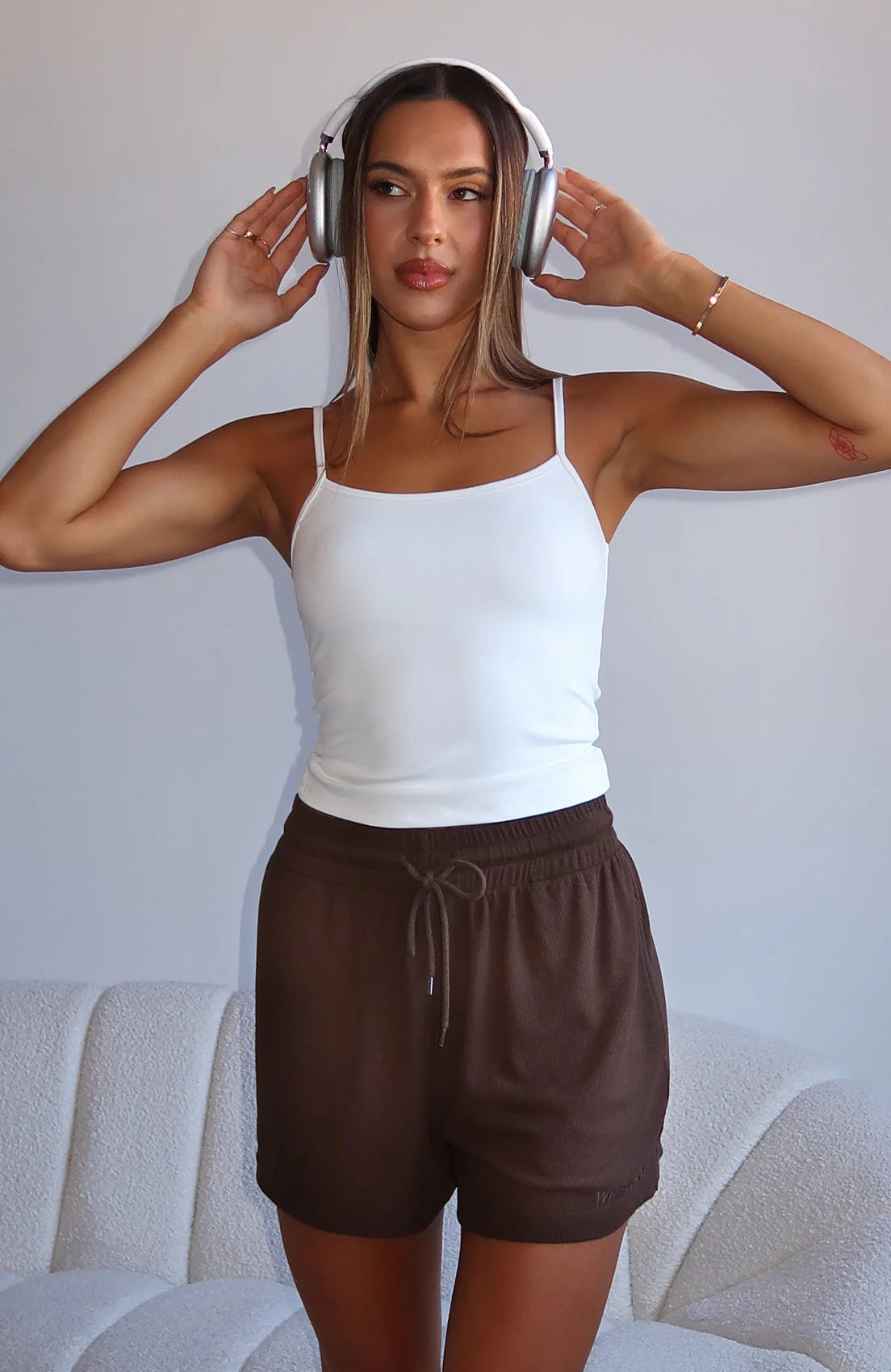 Come A Long Way Soft Lounge Ribbed Shorts Chocolate