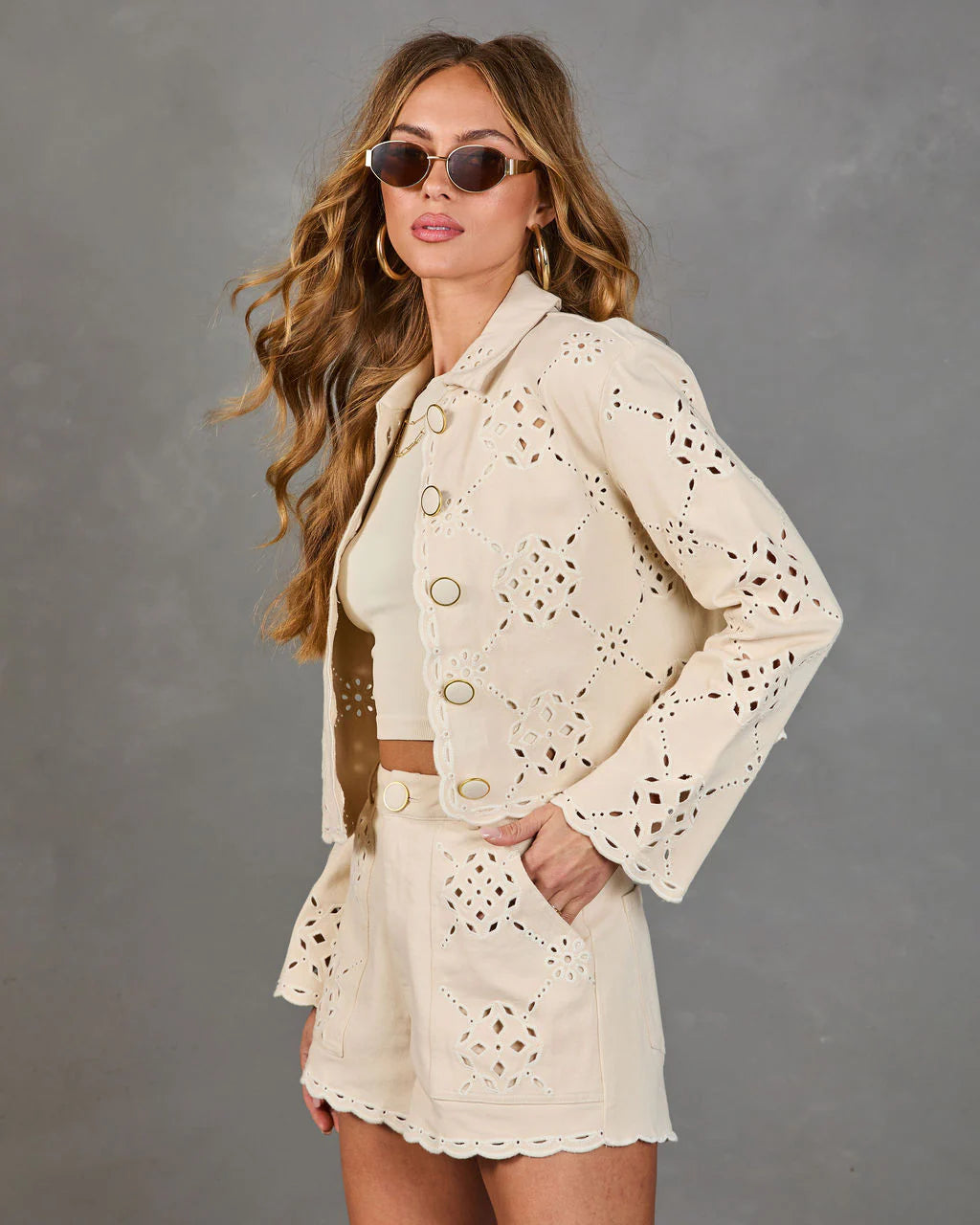 Softly Wandering Eyelet Scallop Trim Shorts