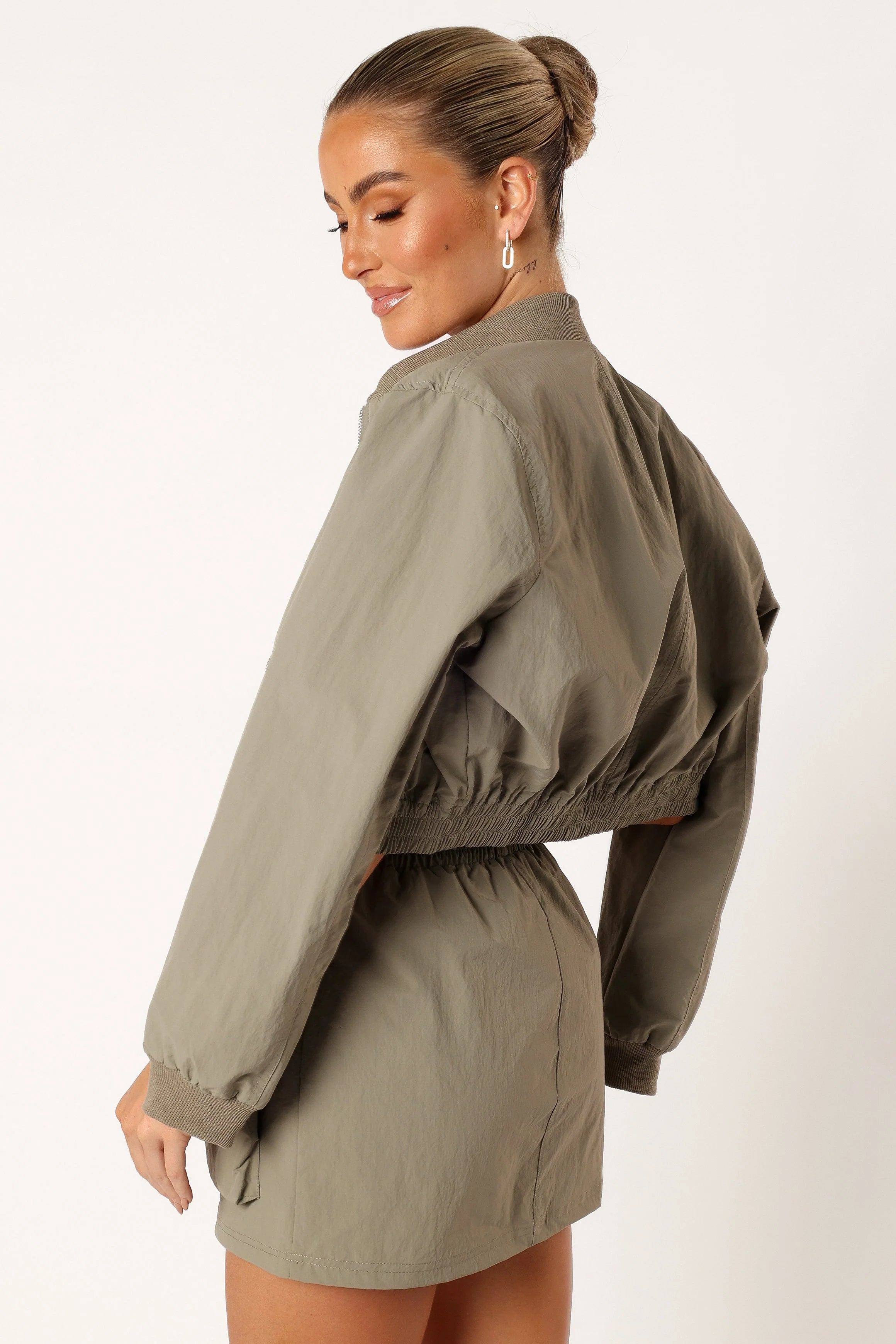 Freddie Two Piece Set Light Olive